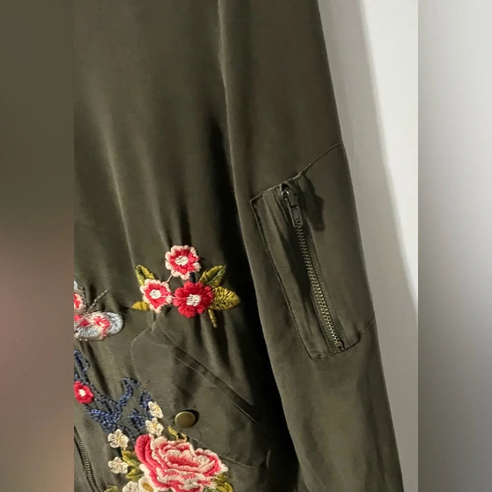 Johnny Was Embroidered Floral Olive Bomber Jacket - Picture 4 of 8